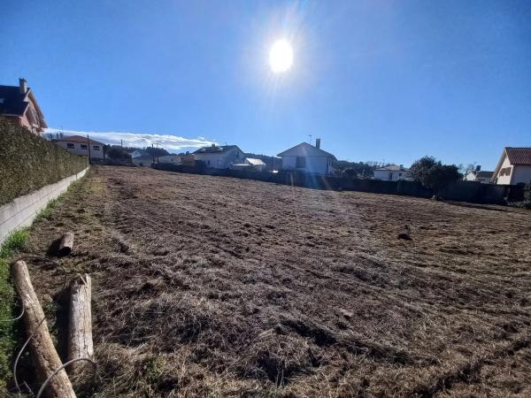 Terreno en Arillo, 5