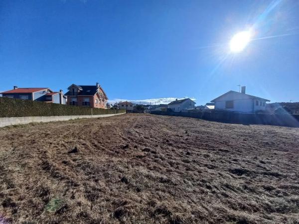 Terreno en Arillo, 5