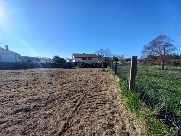 Terreno en Arillo, 5