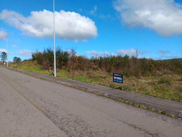 Terreno en calle Acebedo