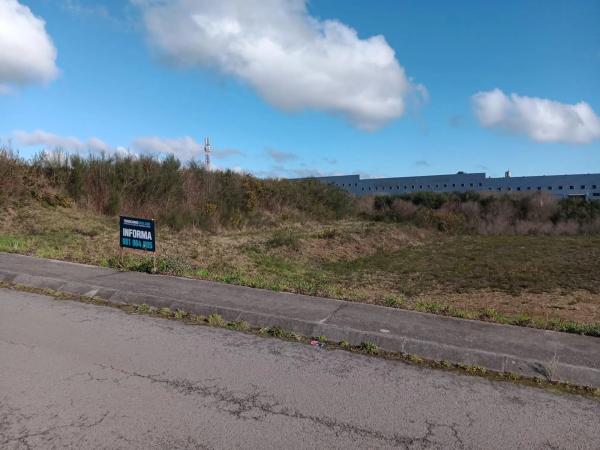 Terreno en calle Acebedo