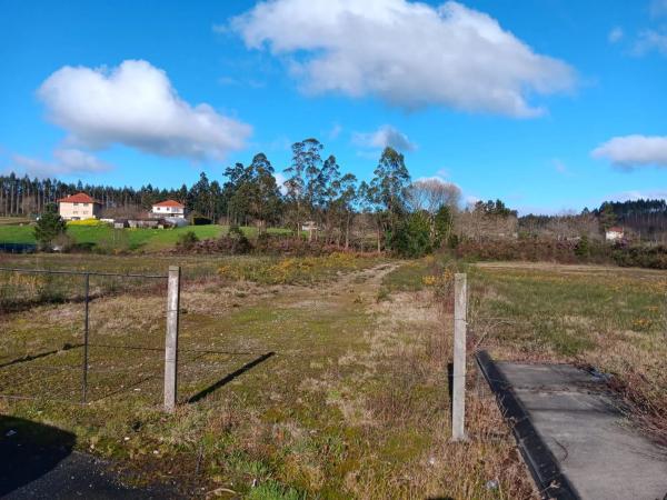 Terreno en calle Acebedo