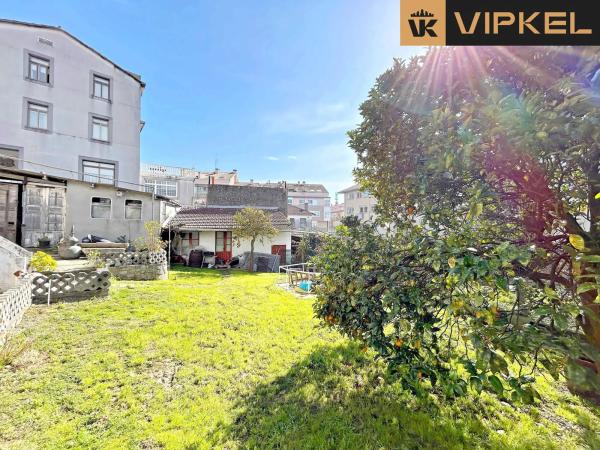 Terreno en avenida Rosalía Castro