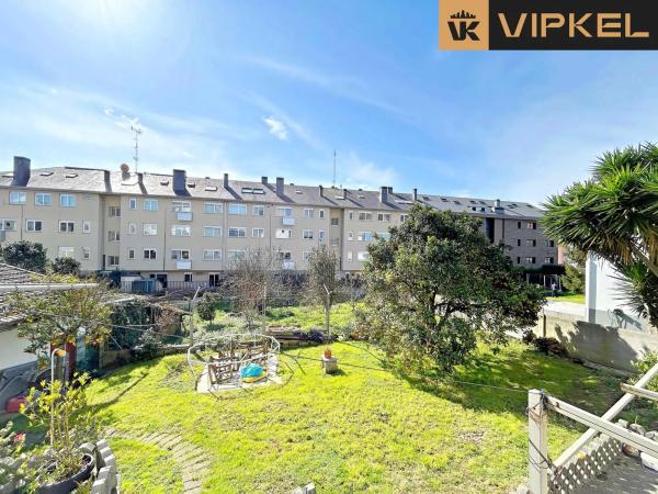 Terreno en avenida Rosalía Castro