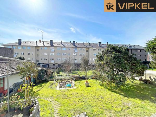 Terreno en avenida Rosalía Castro