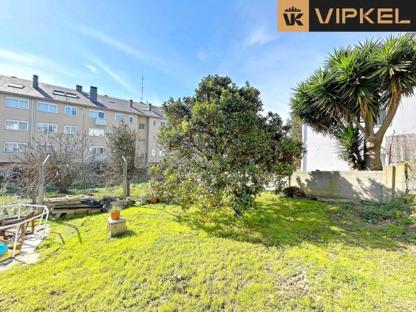 Terreno en avenida Rosalía Castro