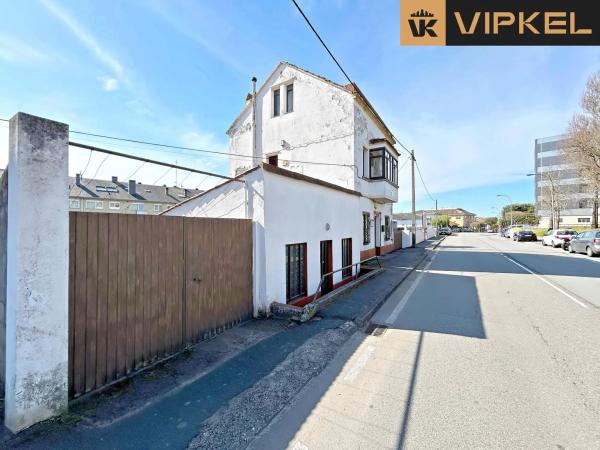 Terreno en avenida Rosalía Castro