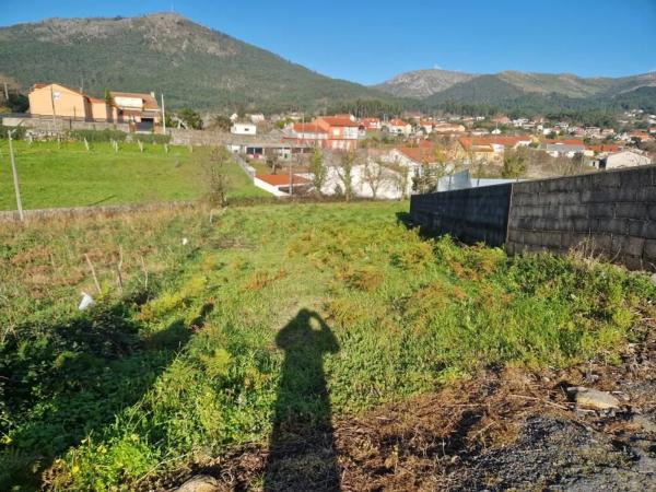Terreno en Ponte Barbanza, 39