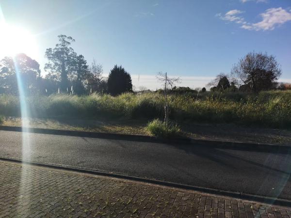 Terreno en avenida de Xarío, 32