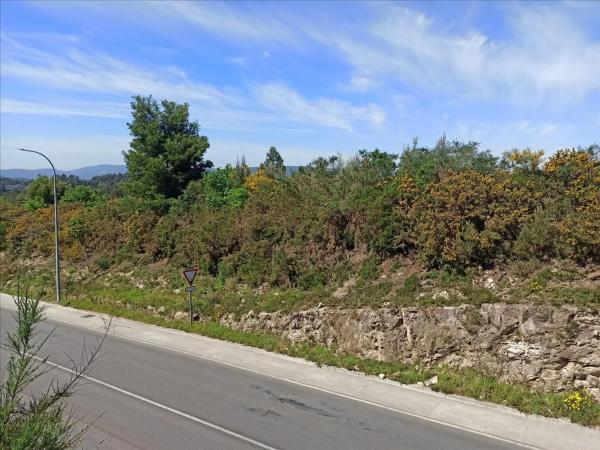 Terreno en avenida Muiño Vello