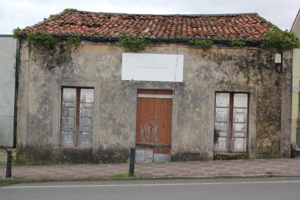 Terreno en calle de Os Corzás