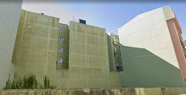 Terreno en calle Santiago de Compostela, 5