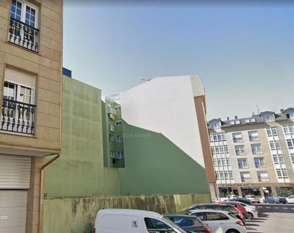 Terreno en calle Santiago de Compostela, 5
