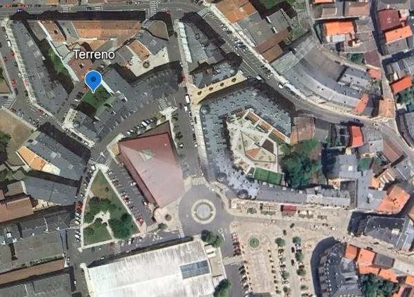 Terreno en calle Santiago de Compostela, 5