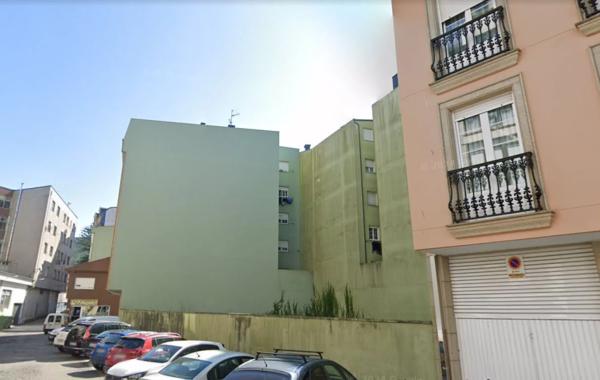 Terreno en calle Santiago de Compostela, 5