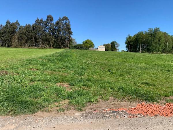 Terreno en calle Outeiro, 5