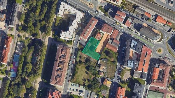 Terreno en calle Monasterio De Sobrado