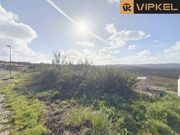 Terreno en calle Victoria Kent