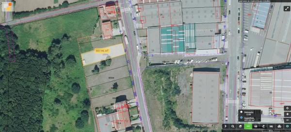 Terreno en calle do Tambre