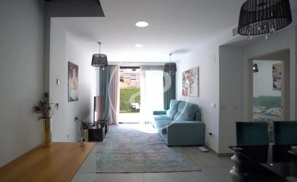 Chalet adosado en calle Edeta