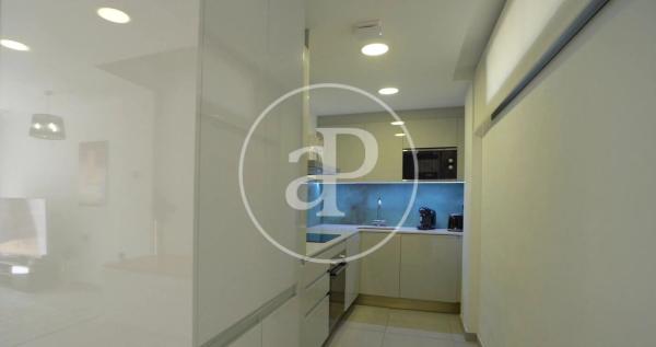 Chalet adosado en calle Edeta