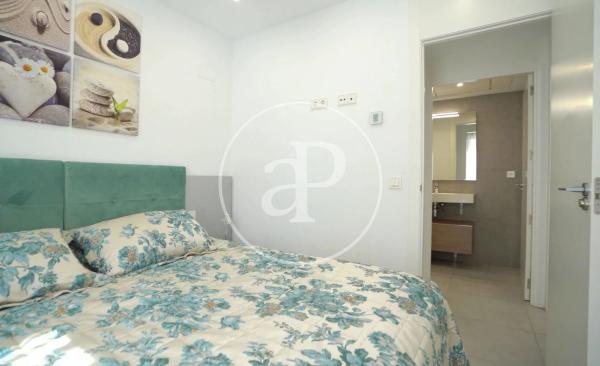 Chalet adosado en calle Edeta