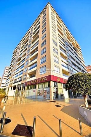 Piso en avenida Rosa de los Vientos