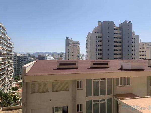 Piso en Barrio Las Azaleas - Alkadir