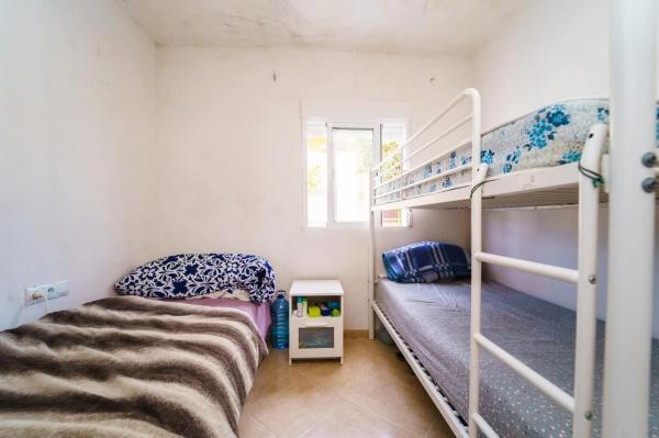 Casa independiente en calle Almirant Estrada