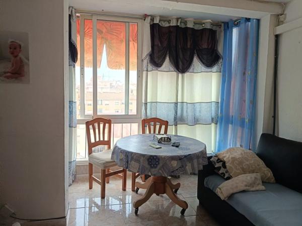 Estudio en camino viejo de Valencia, 45