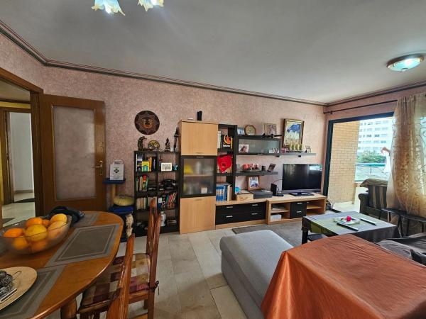 Piso en calle Gregal, 20