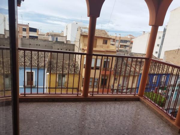 Piso en calle Cervantes, 4