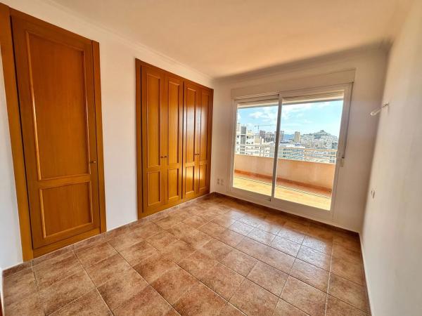 Piso en calle Xaloc, 2