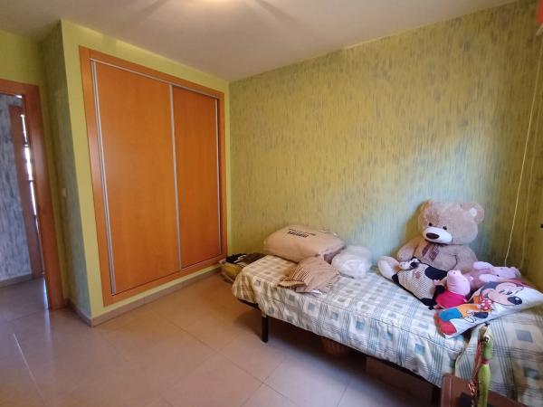 Piso en calle Benimantell, 1