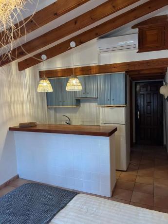 Estudio en plaza Castelar, 7