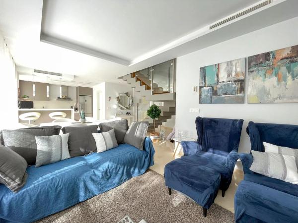 Chalet pareado en Partida Paraíso, 55