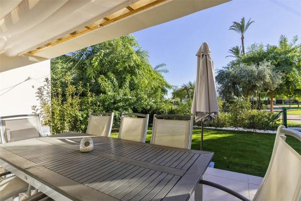 Chalet pareado en Partida Paraíso, 55