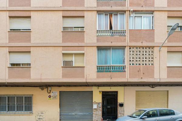 Piso en travesía Mestre Pons