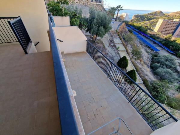 Dúplex en avenida de europa