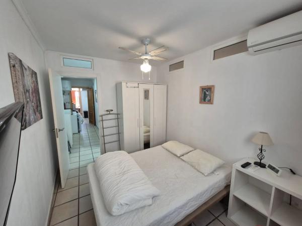 Piso en calle Arsenal, 27