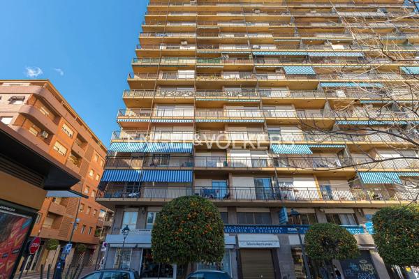 Piso en calle Colón, 65