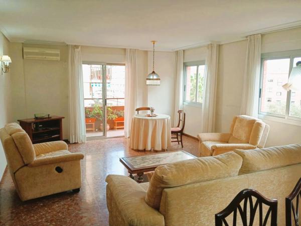 Piso en calle Barranquet, 3