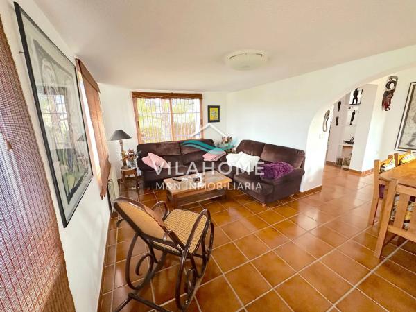 Casa independiente en Cv-759