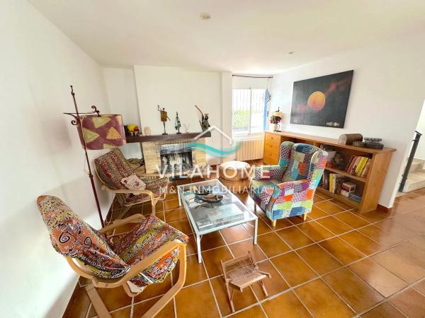 Casa independiente en Cv-759