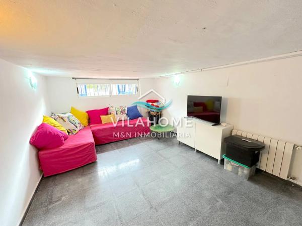 Casa independiente en Cv-759