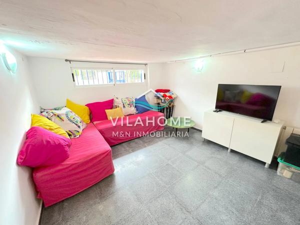 Casa independiente en Cv-759