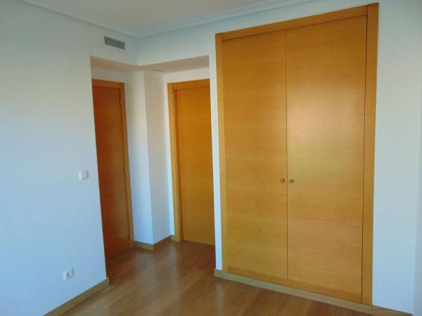 Piso en avenida Mestral, 5