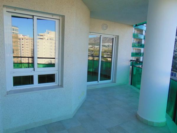 Piso en avenida Mestral, 5