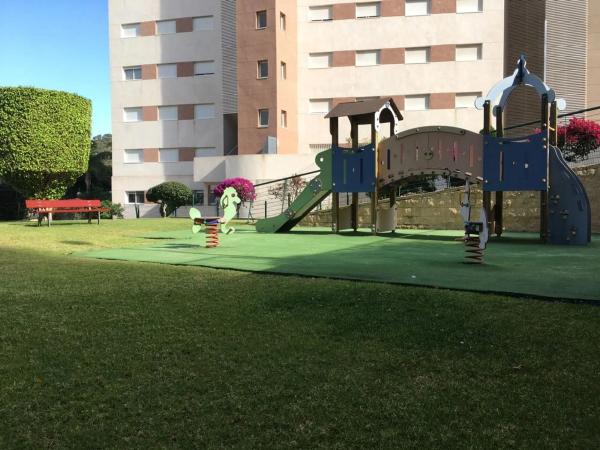 Piso en avenida Mestral, 5