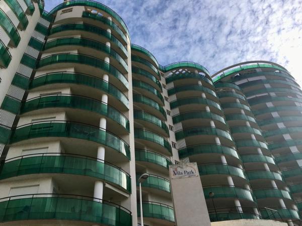 Piso en avenida Mestral, 5